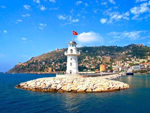 What it is like living in Alanya?