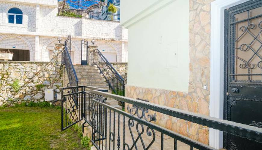 SHARAPSA VILLA