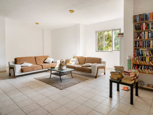 TOSMUR AKDENİZ APARTMENT 3