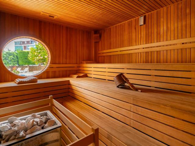 TOSMUR AKDENİZ APARTMENT 3