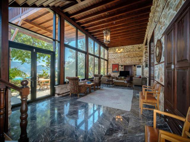 EXCLUSIVE CASTLE VILLA