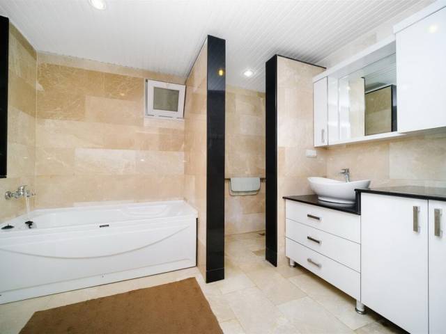 OBA COMPLEX PENTHOUSE