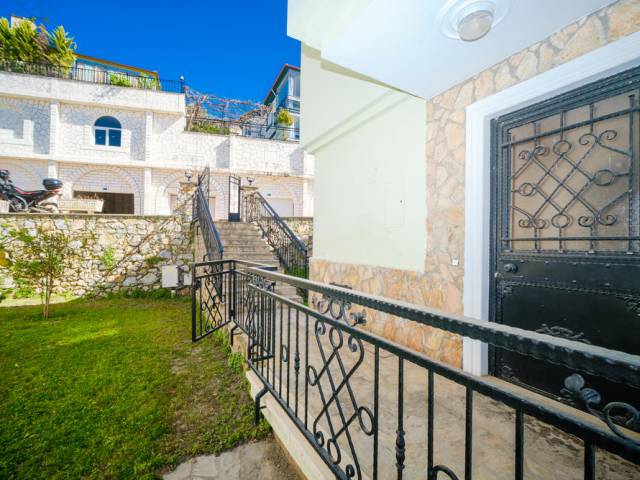 SHARAPSA VILLA