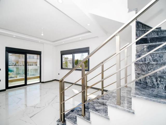 OBA PENTHOUSE