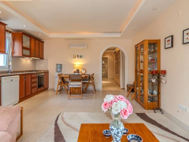 TOSMUR AKDENİZ APARTMENT 3