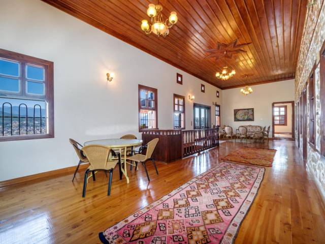 EXCLUSIVE CASTLE VILLA