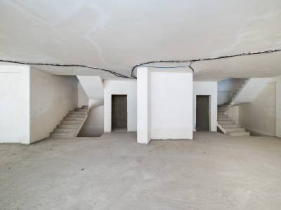 Kestel Commercial Building