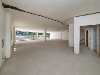 Kestel Commercial Building